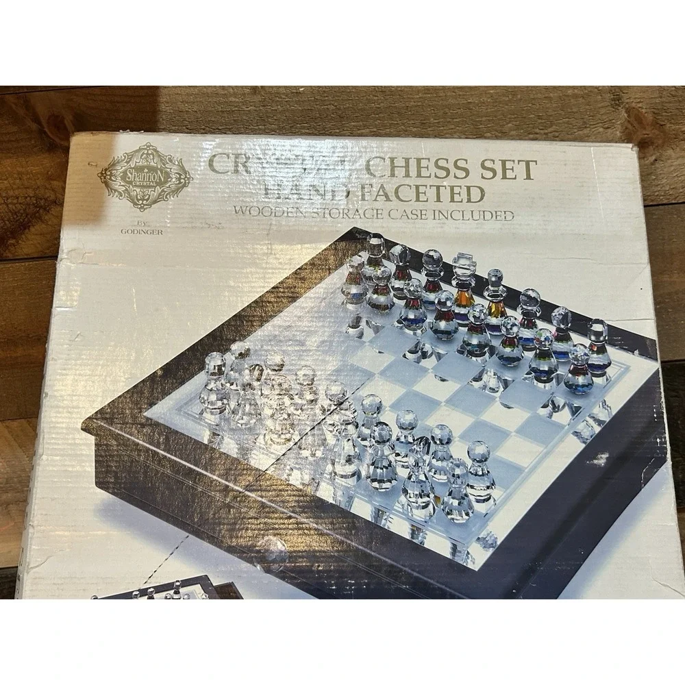 Shannon‎ By Godinger Crystal Chess Set Hand Faceted Wooden Storage Case NEW